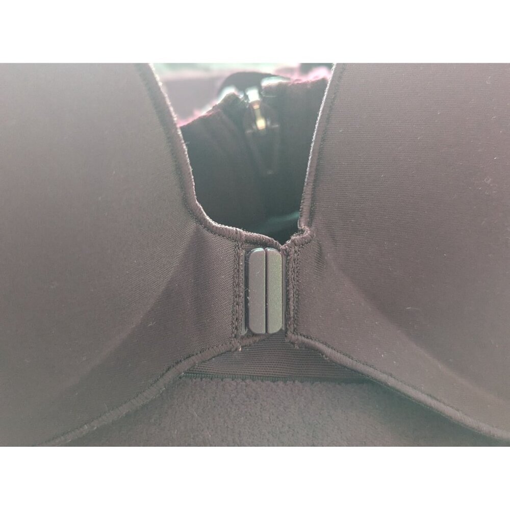 Knockout by Victorias Secret Purple Front-Close Sports Bra 36C Adjustable Straps - Picture 9 of 9